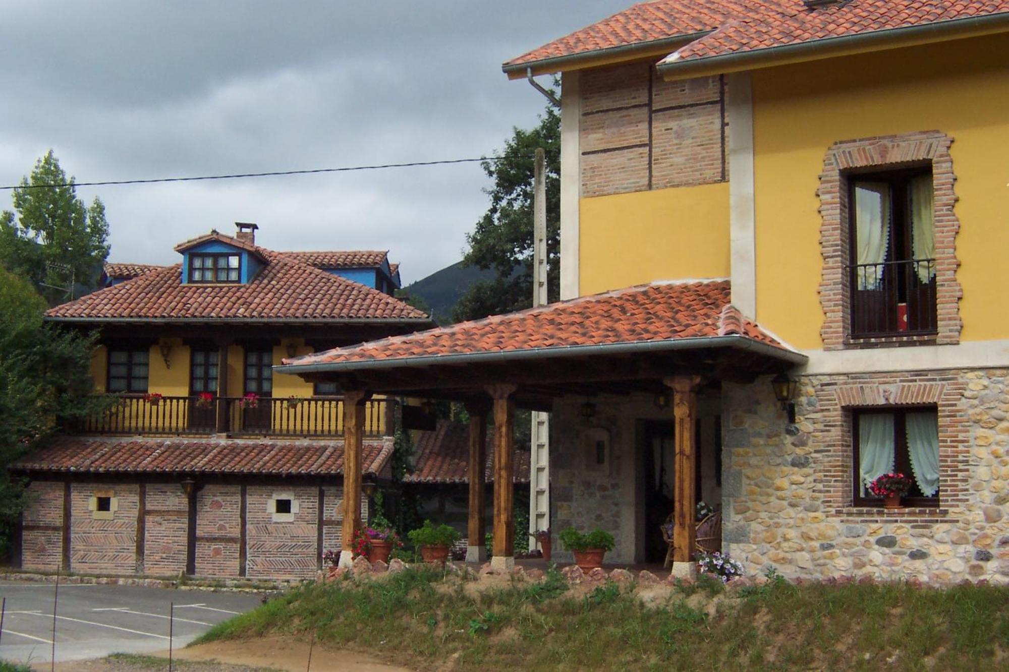 Conjunto Hotelero La Pasera Soto De Cangas Exterior foto